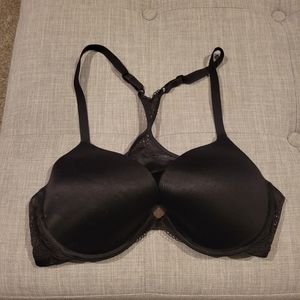 MaidenForm 38B black underwire bra